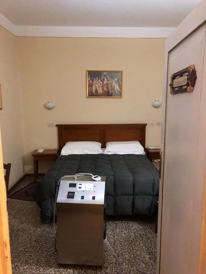 Bellevue House Affittacamere Florencia Exterior foto